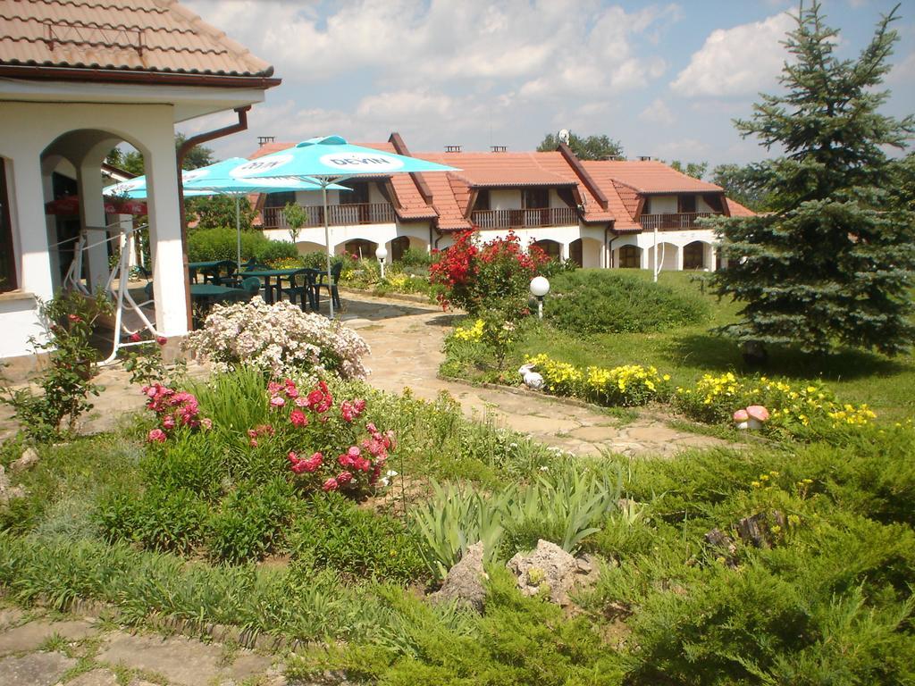 Комплекс Роден Край Hotel Vlaychovtsi Стая снимка